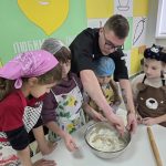 Майстер-клас із випічки медових пряників 7 595293776 33867690742830080 5708694924560415058 n